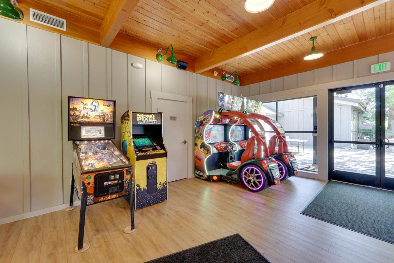 Klamath Falls Getaway With Pool And Hot Tub Access! Buitenkant foto