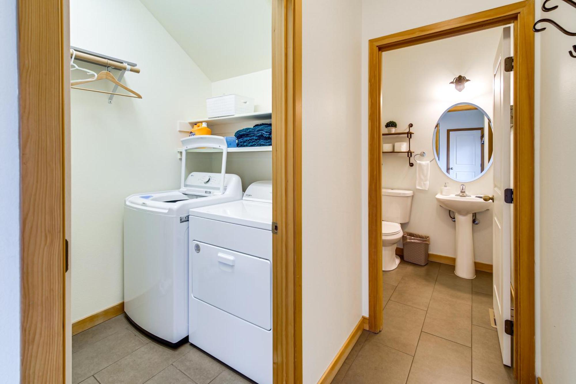 Klamath Falls Getaway With Pool And Hot Tub Access! Buitenkant foto