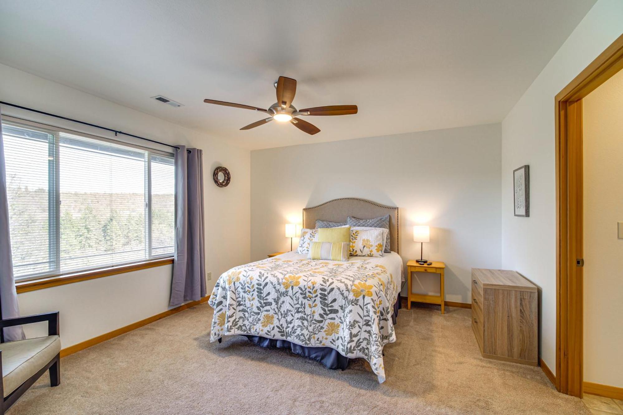 Klamath Falls Getaway With Pool And Hot Tub Access! Buitenkant foto